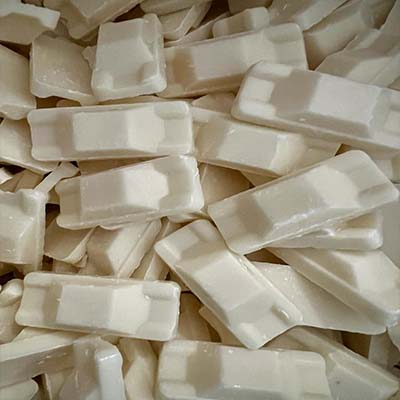 White chocolate cars - (Halal)